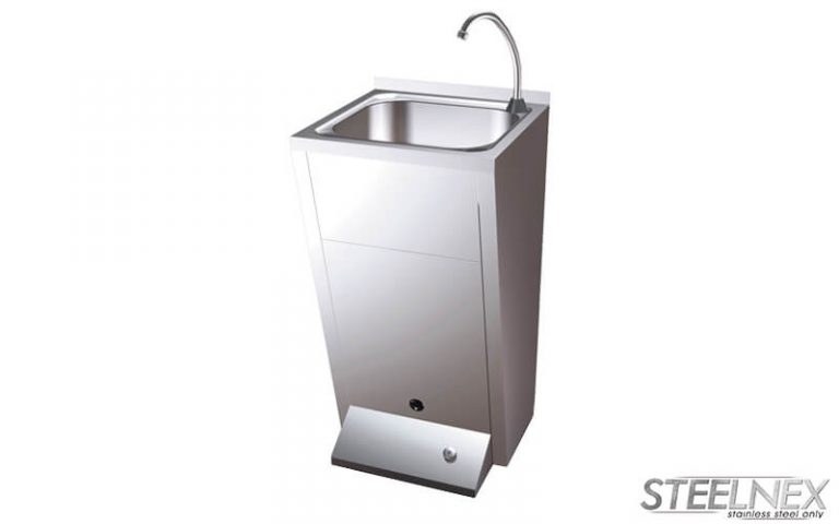 Hands-free hand sink